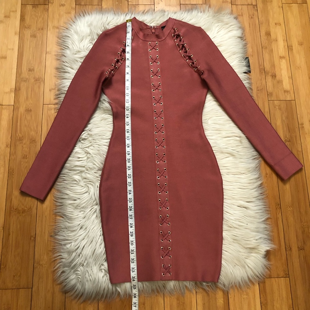 Windsor Bodycon Criss Cross Mock Neck Long Sleeve Rust Orange Mini Dress size S - Picture 11 of 11